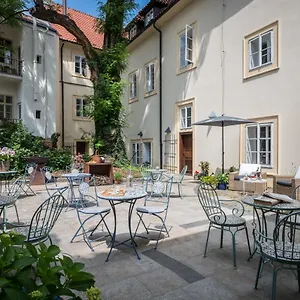 **** Hotel Monastery Garden Česká republika